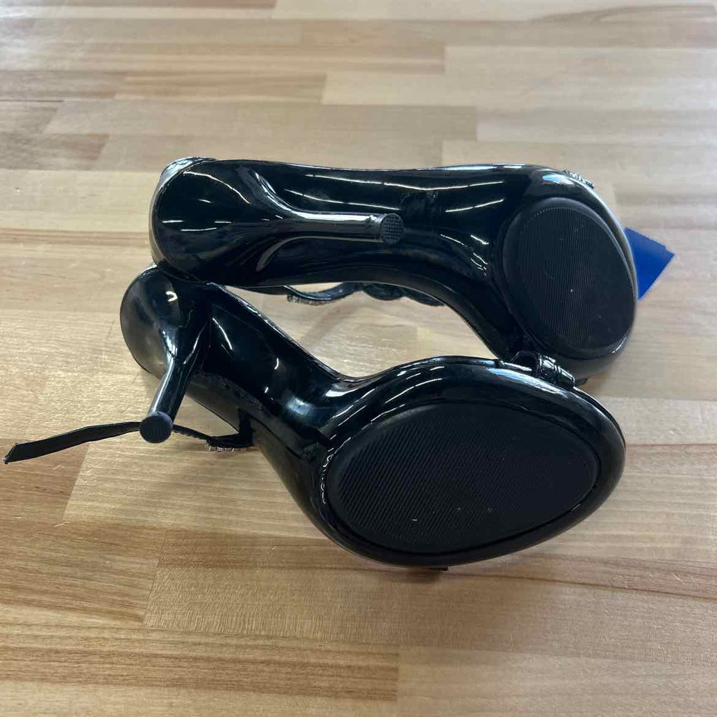 D Size 8 Black Rhinestone Preloved Heels