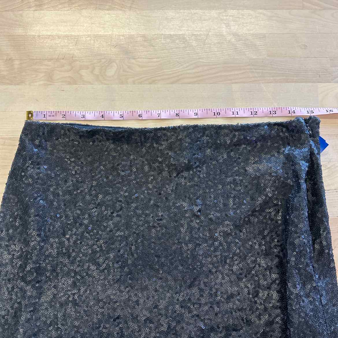 Chelsea & Violet Size M Black Preloved Skirt