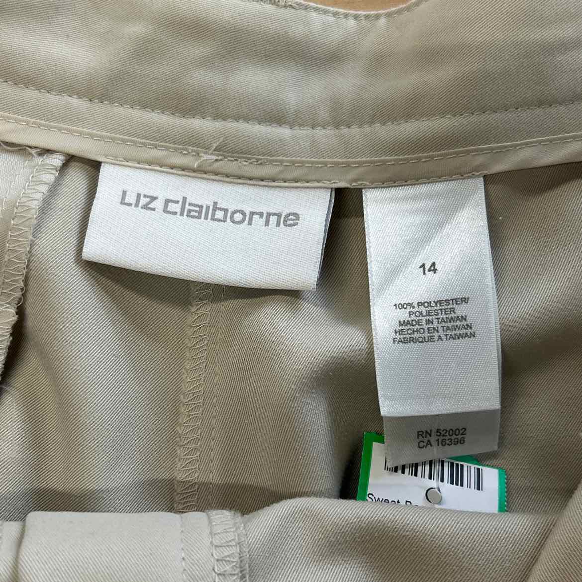 Liz Claiborne Women Size 14 Beige Preloved Shorts