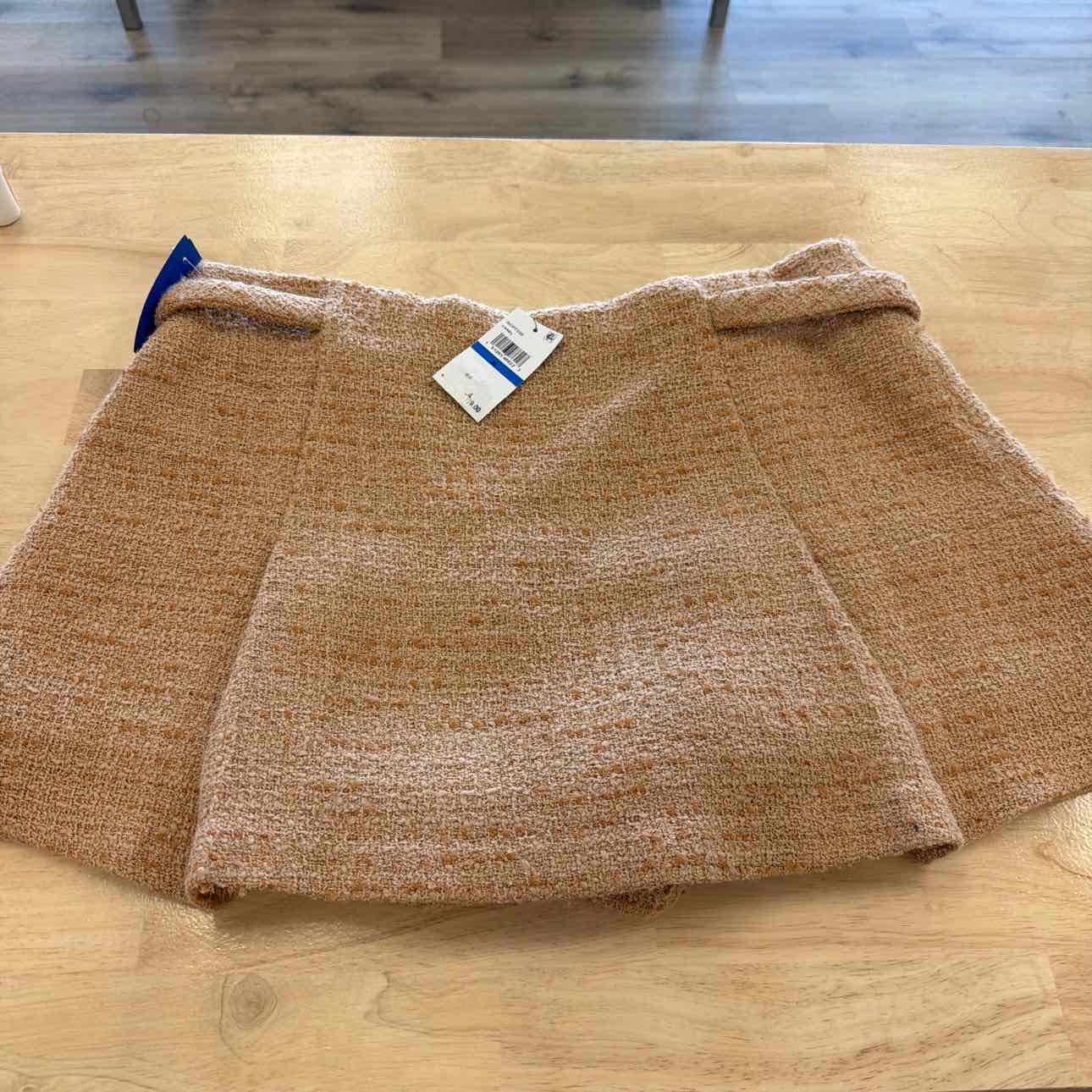 astr Size XL Tan New Skirt