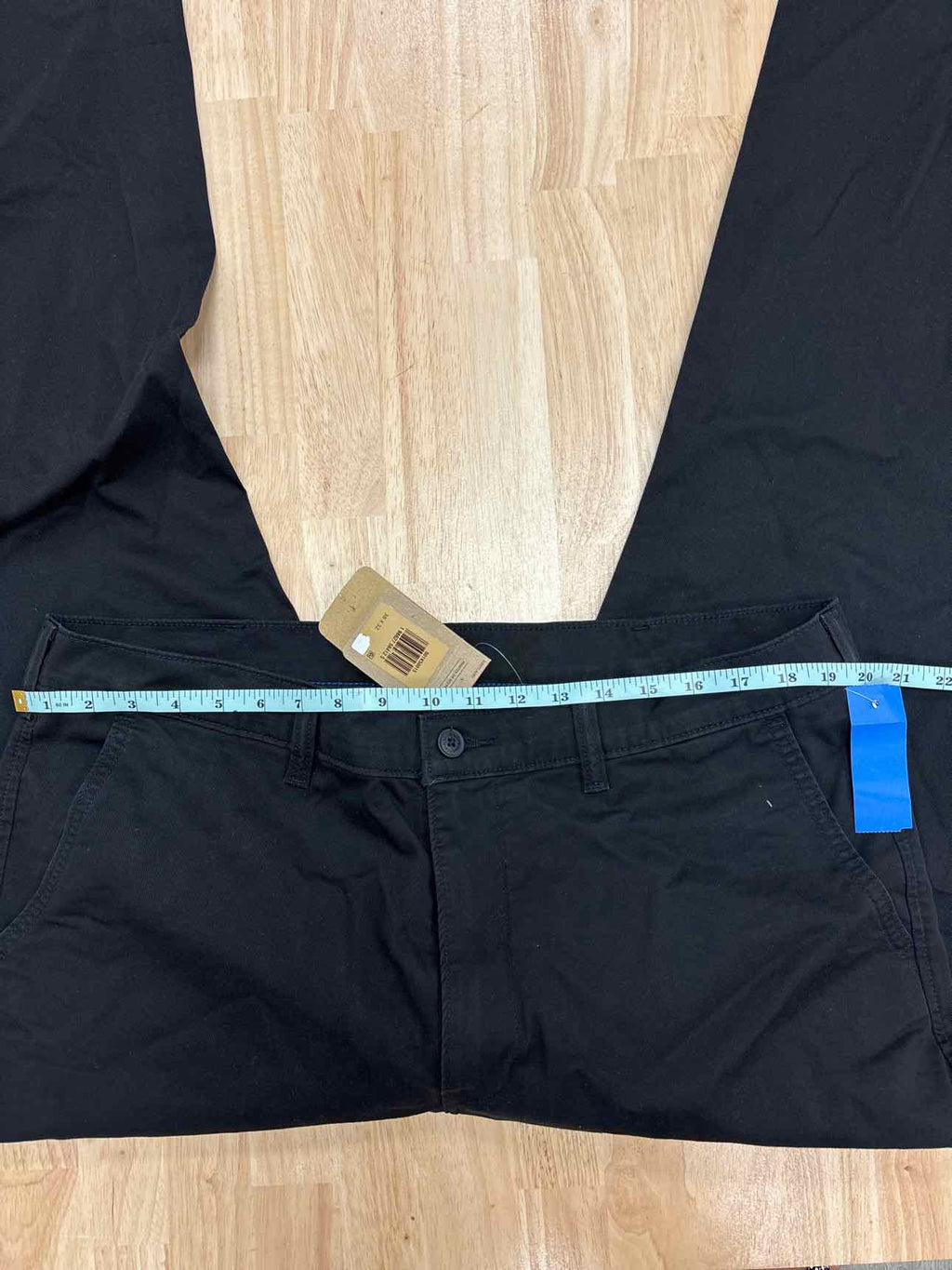 Levi's Size 38x32 Black MENS Pants