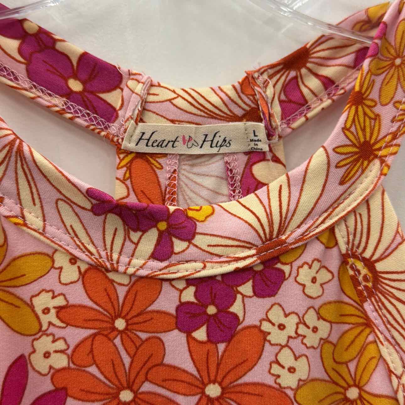 Heart & Hips Size L Multi-Color New Dress