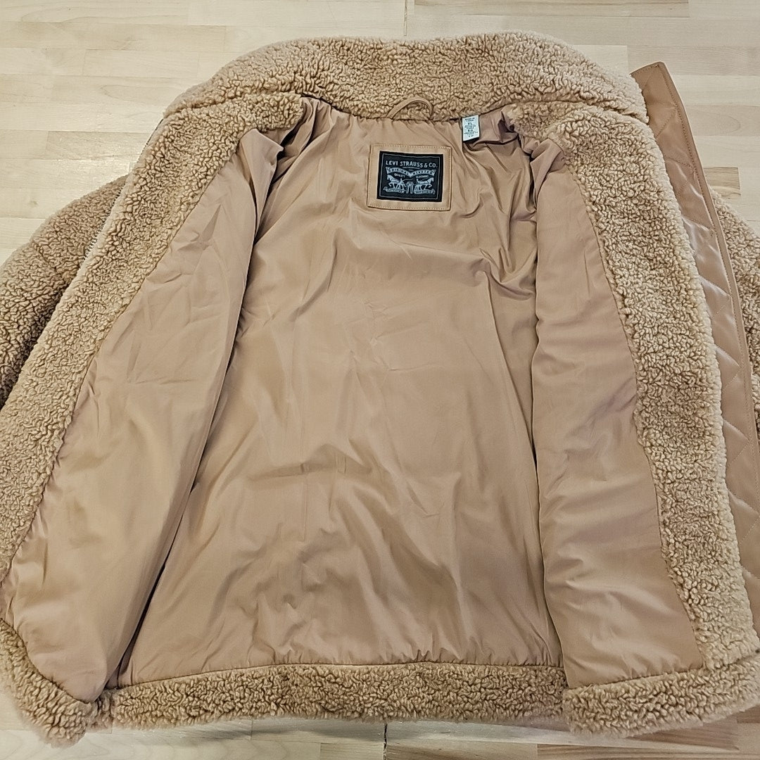 Levi's Women's Stand Collar Sherpa Puffer Jacket