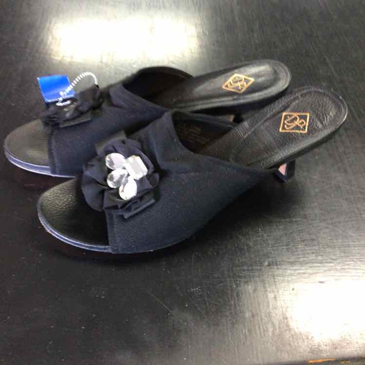 DPJ Shoe Size 7.5 Black Heels