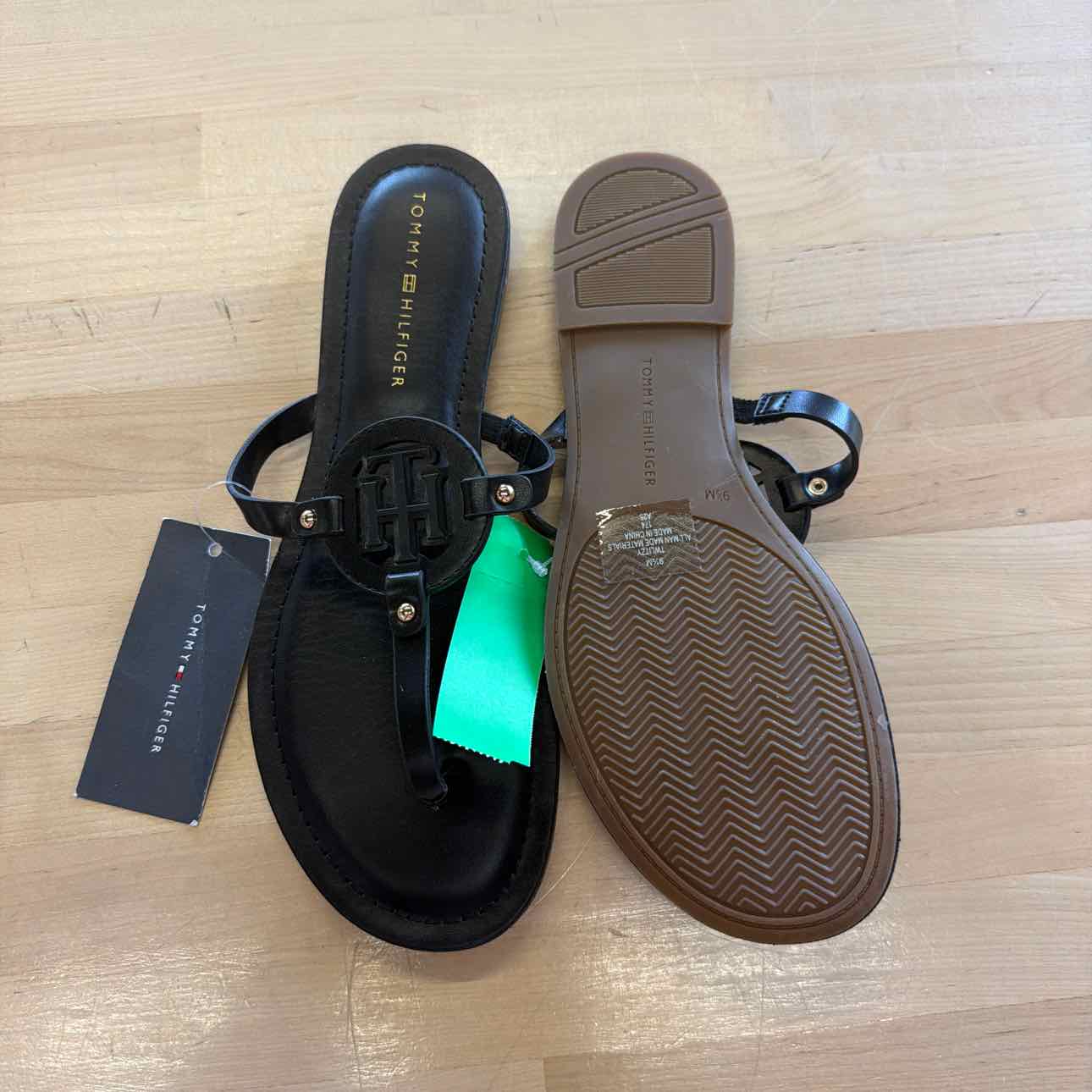 Tommy Hilfiger Size 9.5 Black New Sandals