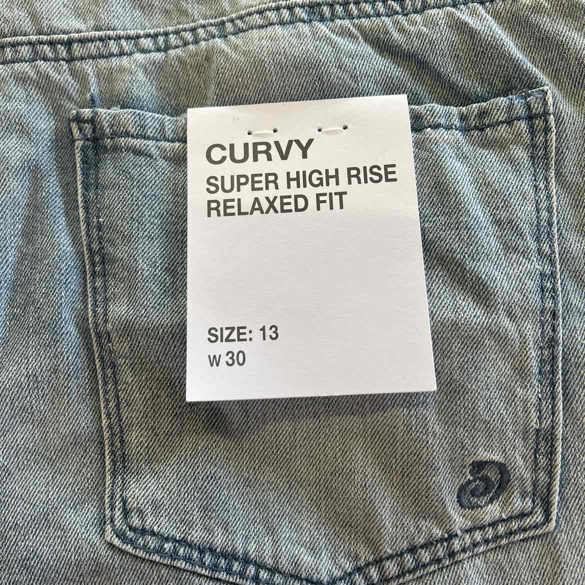 Indigo Rein Women Size 13 Blue Denim New Shorts