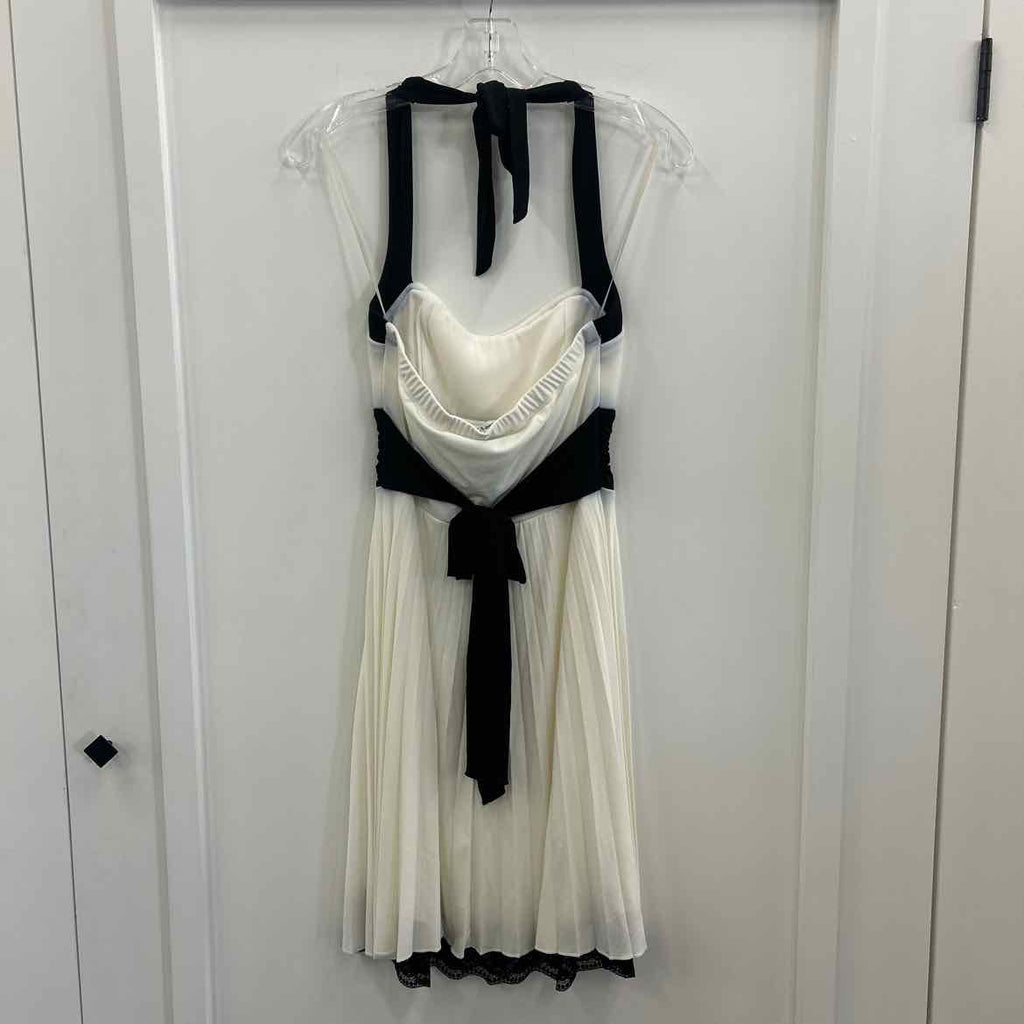Speechless Size S Cream/Black Preloved Dress