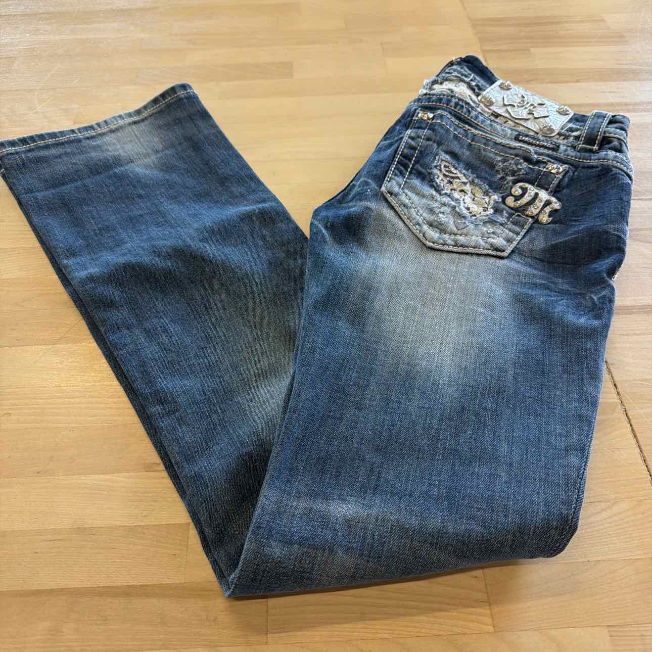 Miss Me Size 27 Blue Denim Preloved Jeans