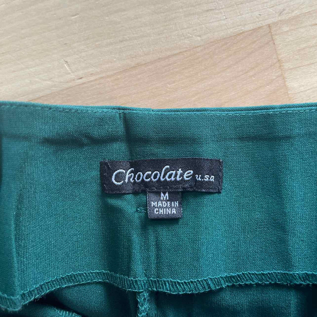 Chocolate Women Size M Green Preloved Shorts