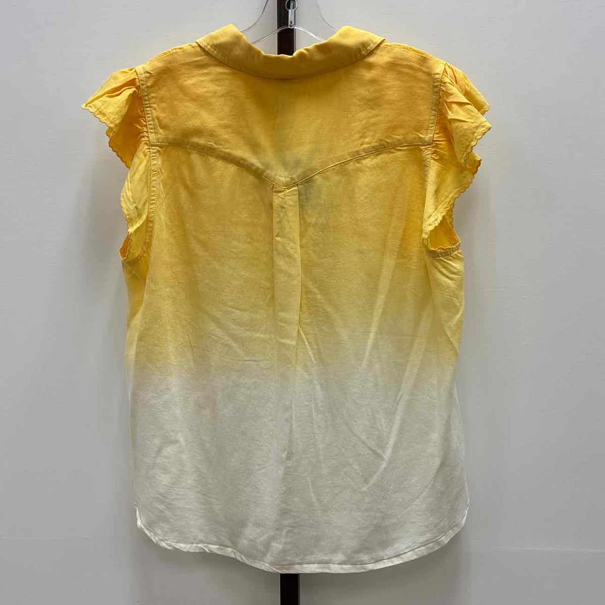 Democracy Size L Yellow Beige Shirt