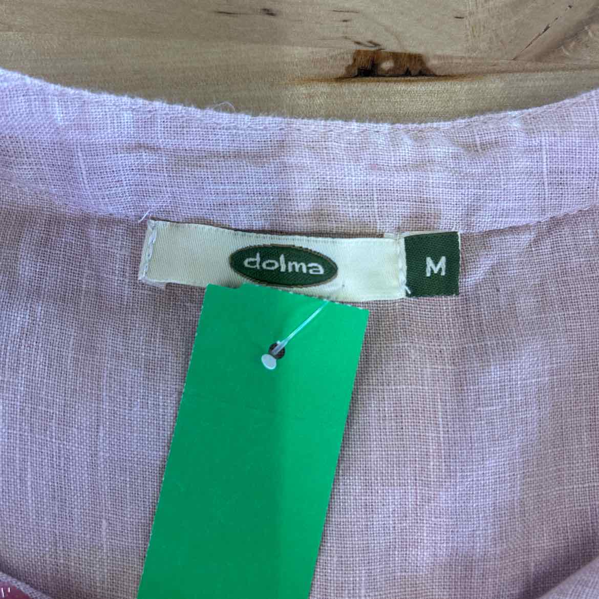 dolma Size M Pink Linen Preloved Button Down LS