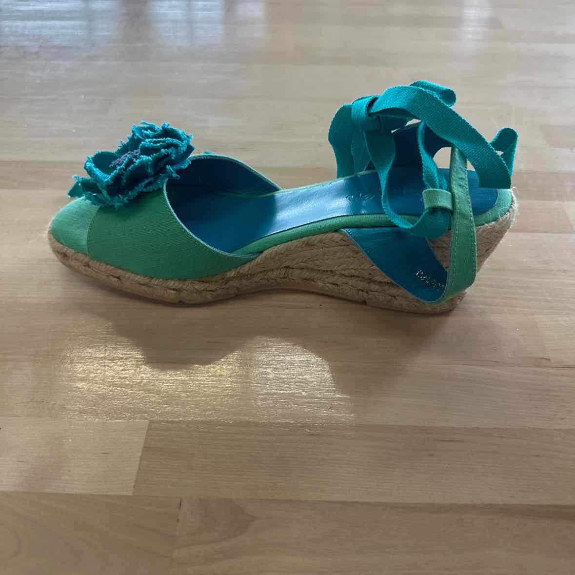 Boden Shoe Size 9 Teal Wedges