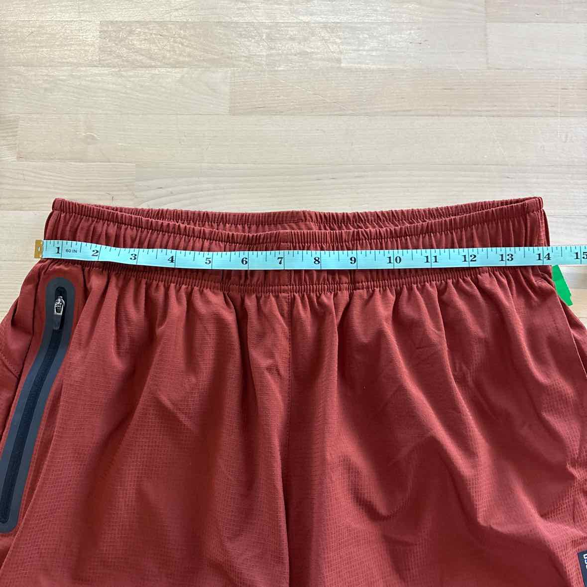 ASRV Size M Red MENS Athletic Shorts