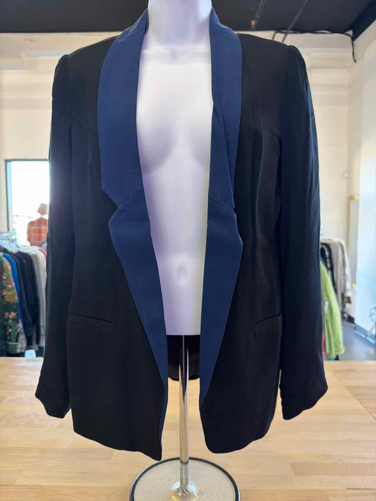 Lauren Conrad Size 4 Black Blazer