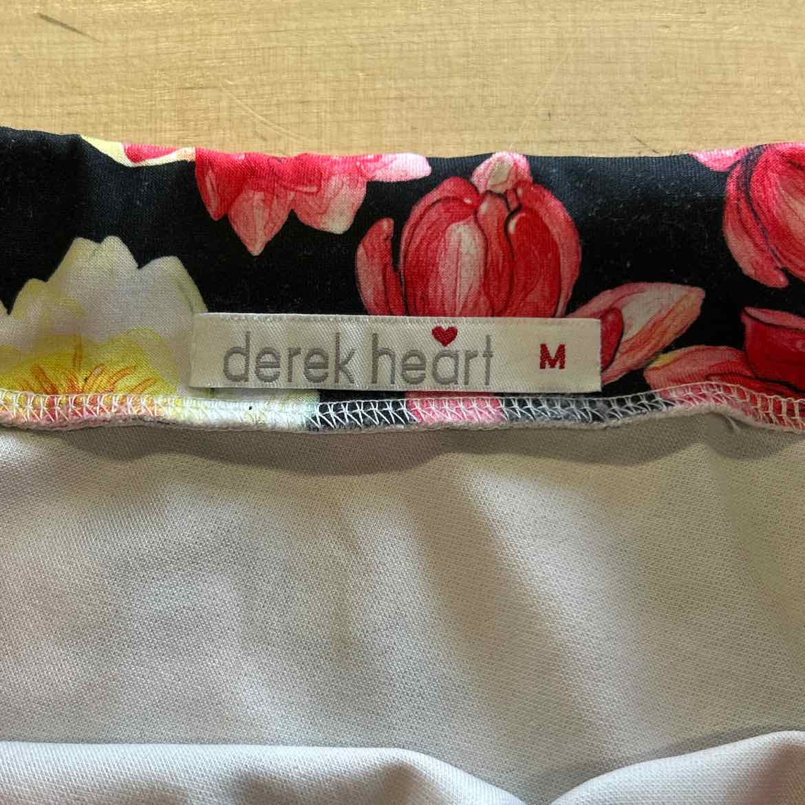 Derek Heart Size M Black Preloved Skirt