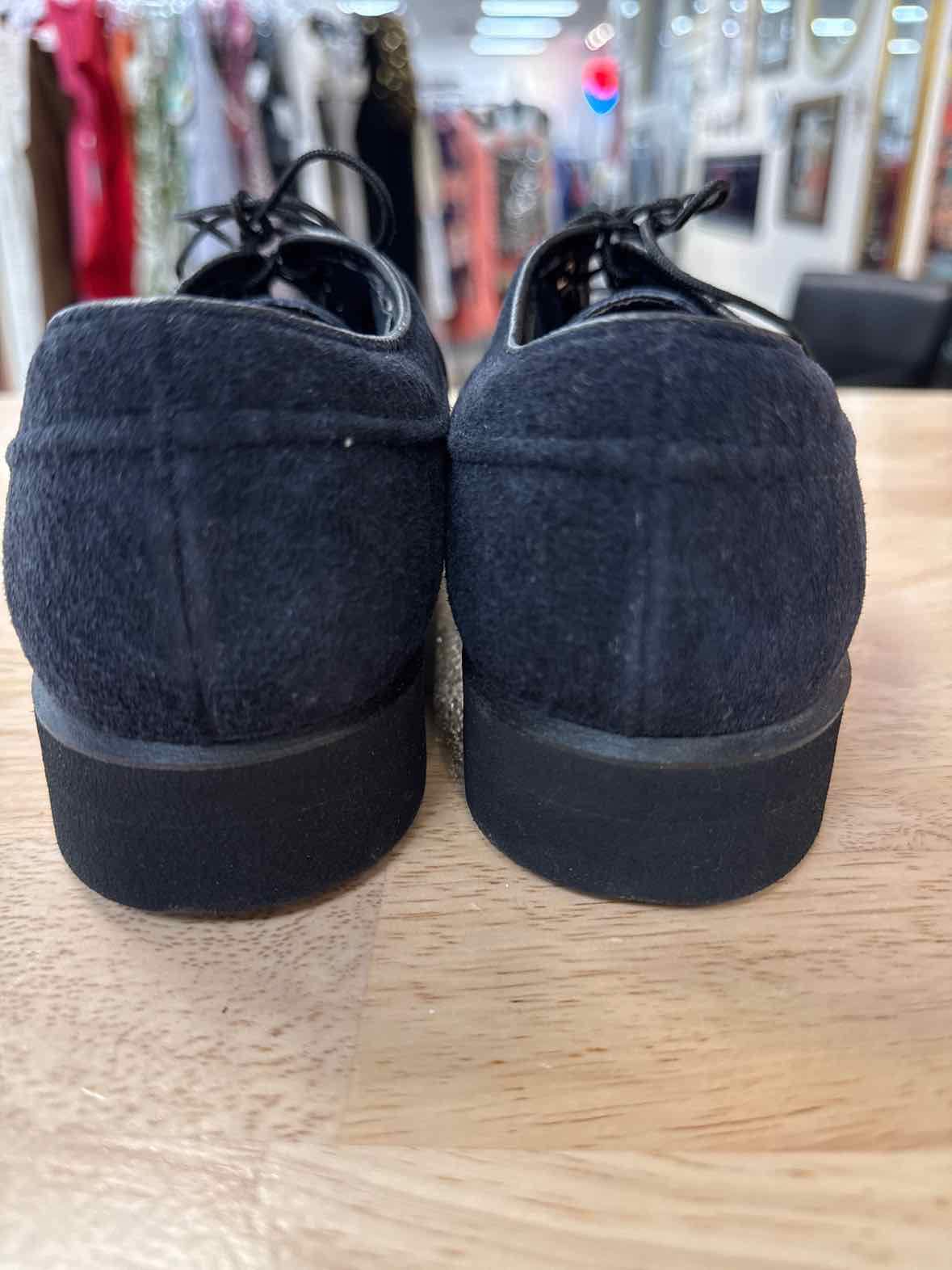 Hush Puppies Size 7.5 Blue Suede Shoes