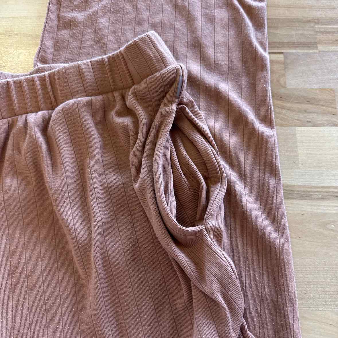 Bliss Size XL Tan 2 pc sets