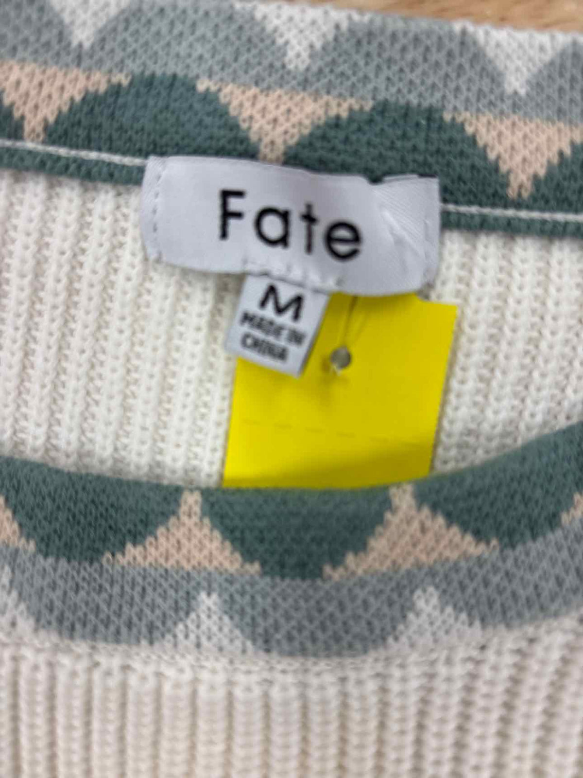 Fate Size M Cream Green Preloved Sweater