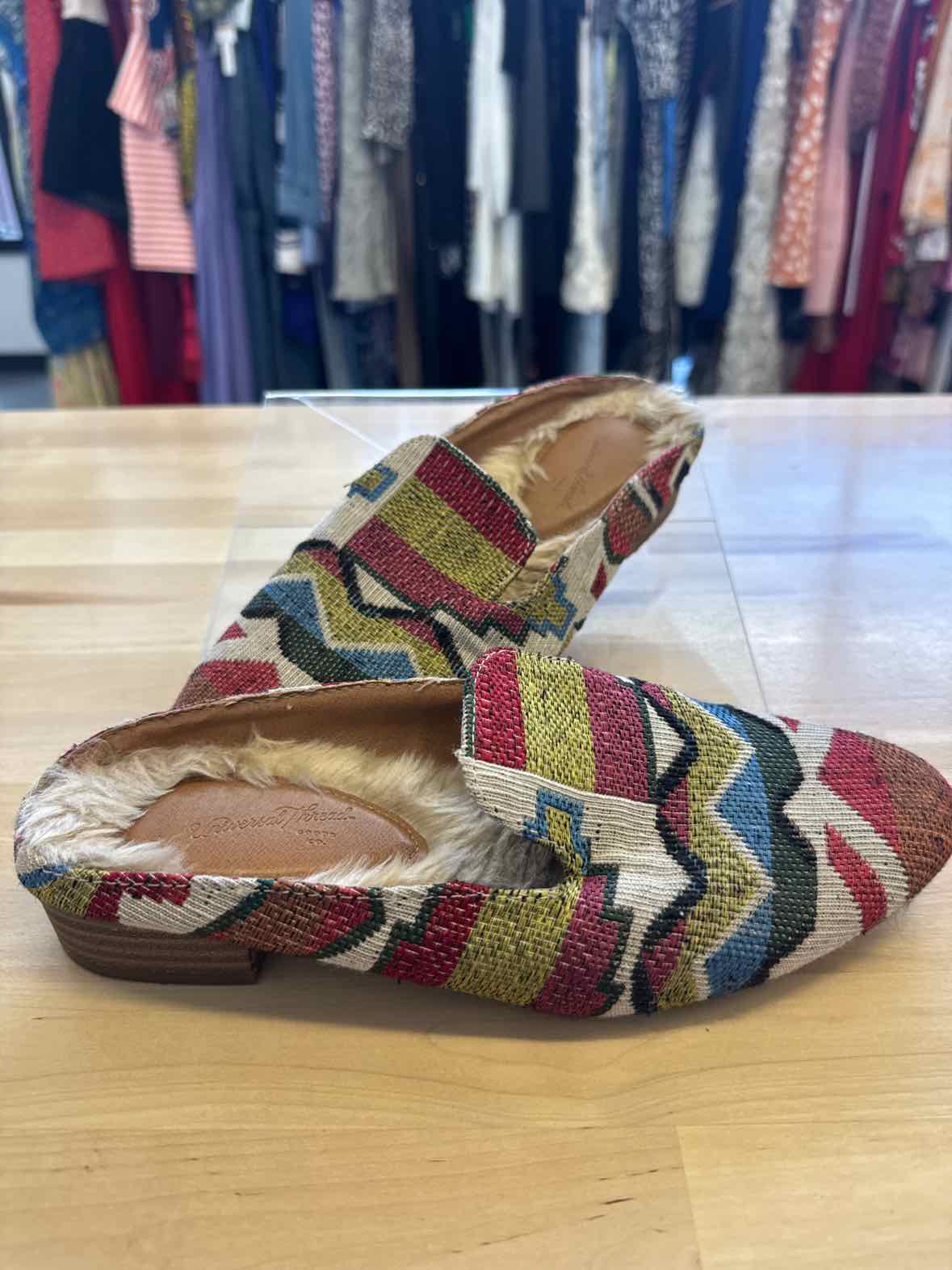 Universal Thread Shoe Size 6.5 Multi - Fall Flats