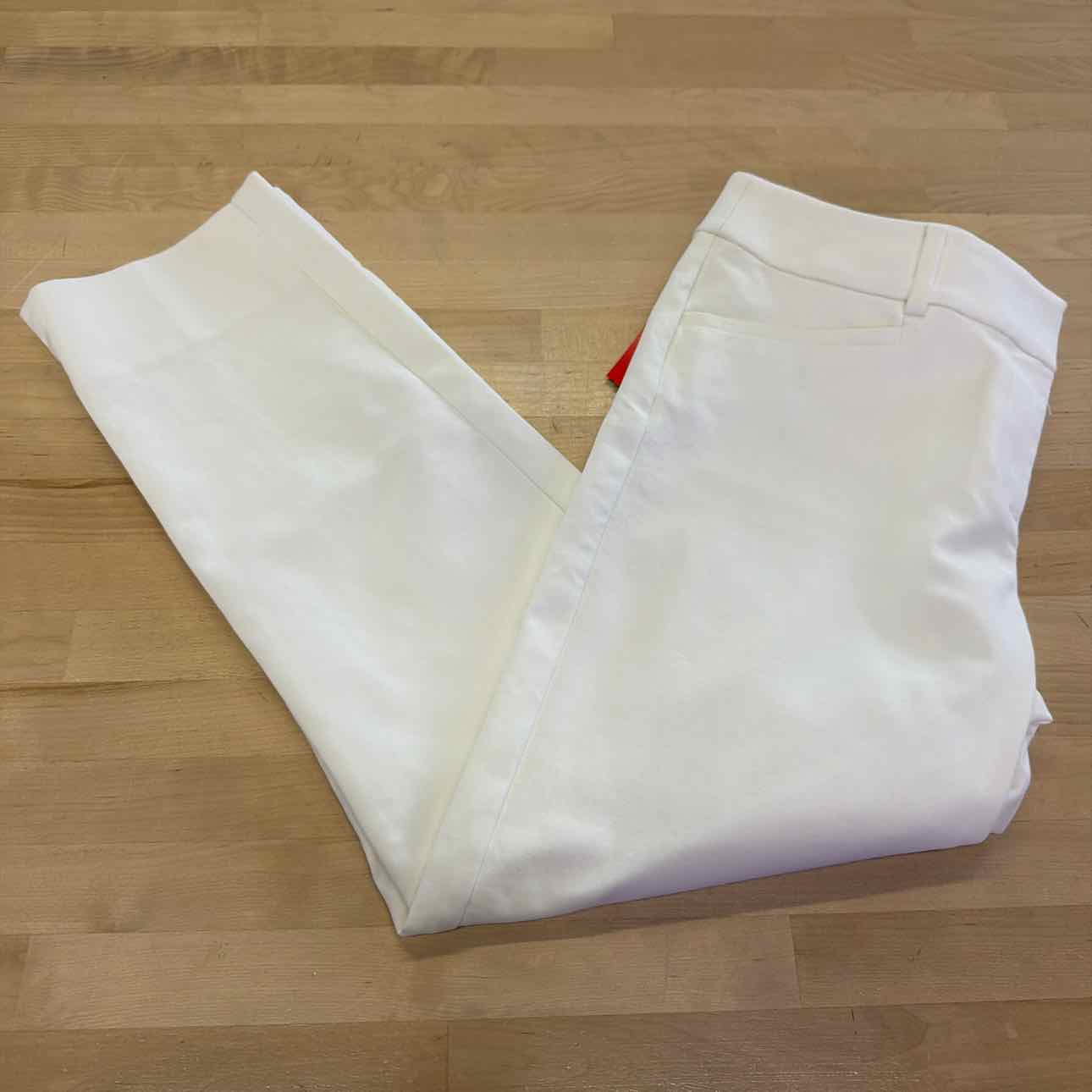 Loft Size 2 White Preloved Pants