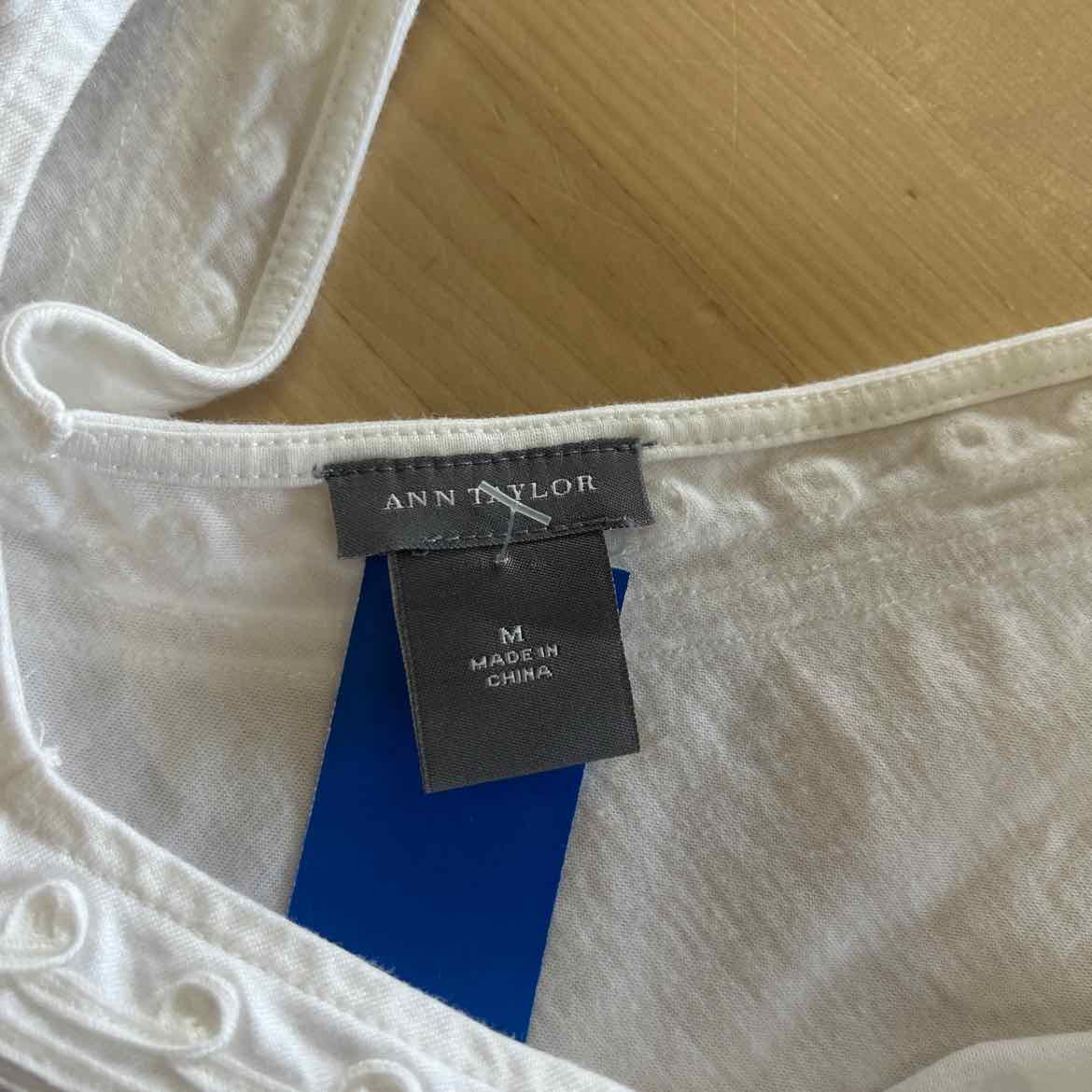 Ann Taylor Size M White Preloved Tank