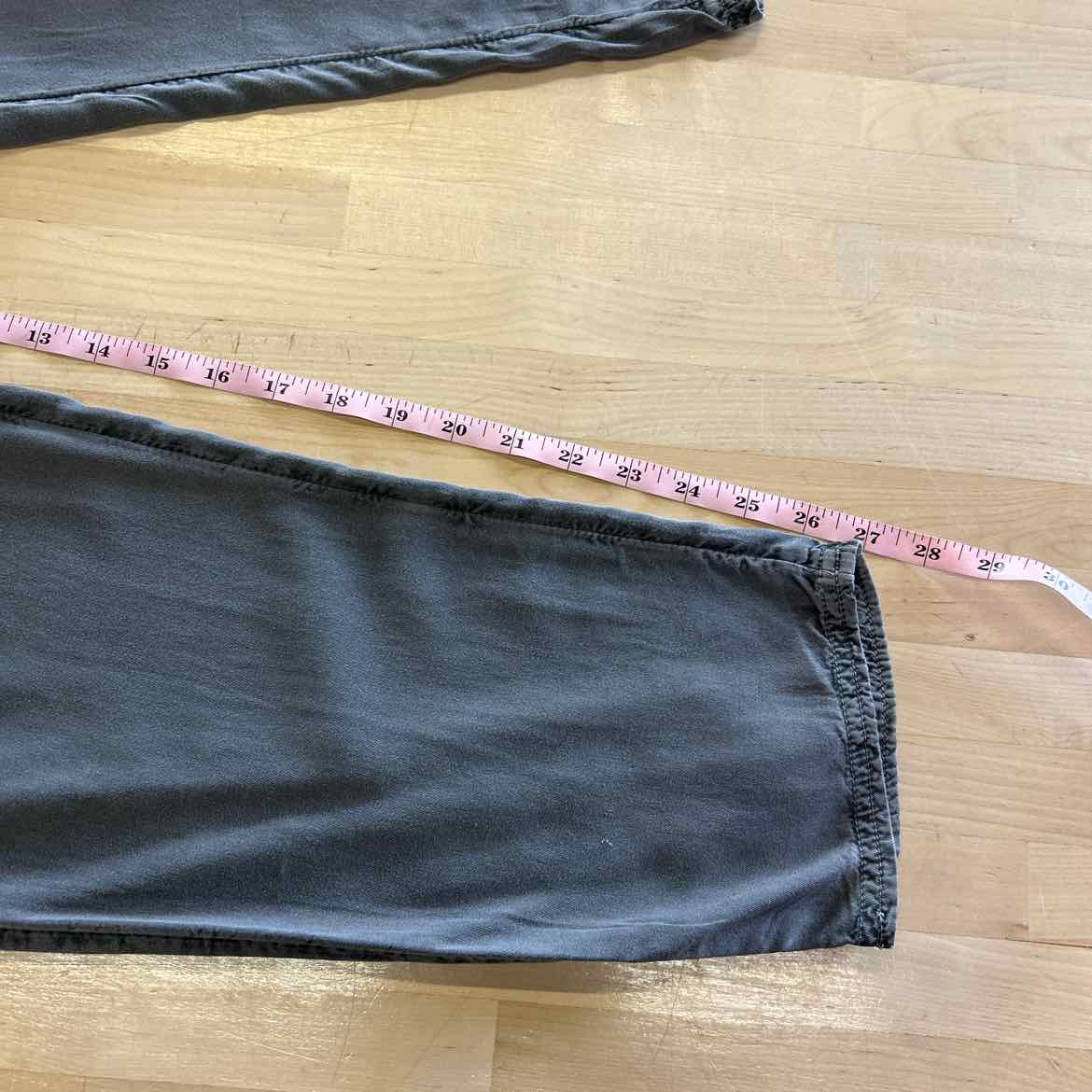 Oneill Size M Grey Preloved Pants