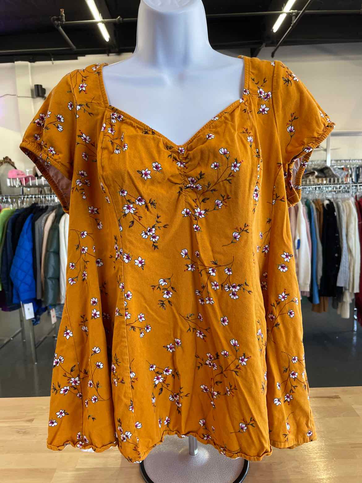 Torrid Size 1 Orange Blouse