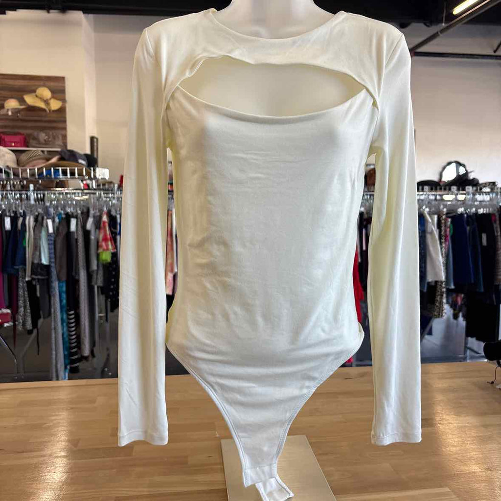 Just Polly Size M Cream Bodysuit