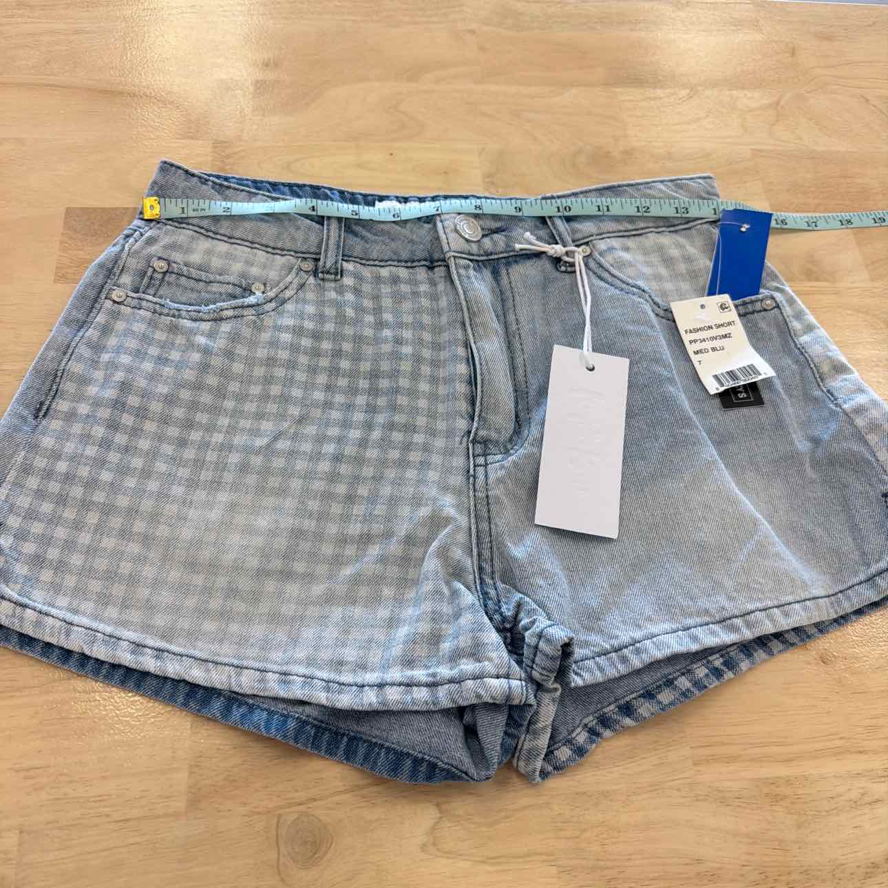 Indigo Rain Women Size 7 Blue New Shorts