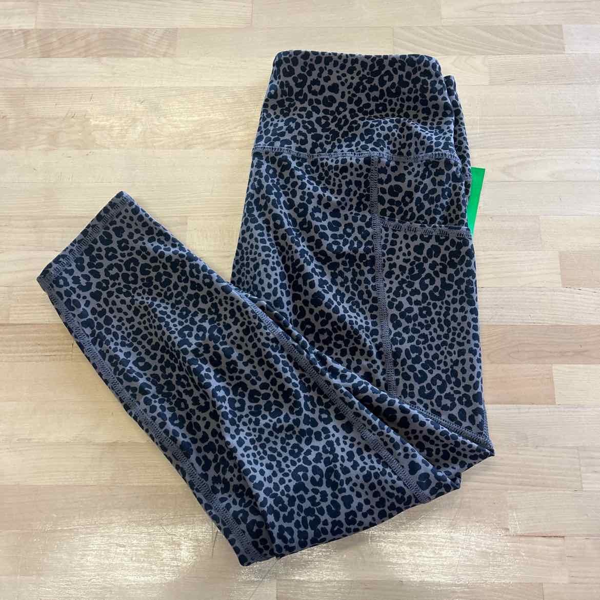 Evolution & Creation Size L Gray Preloved athletic leggings