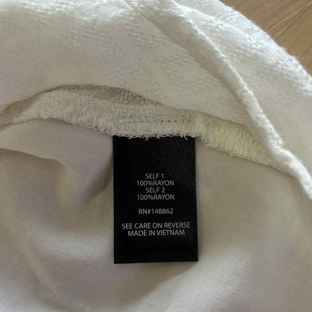 Torrid Size 2X White Rayon Preloved Tank