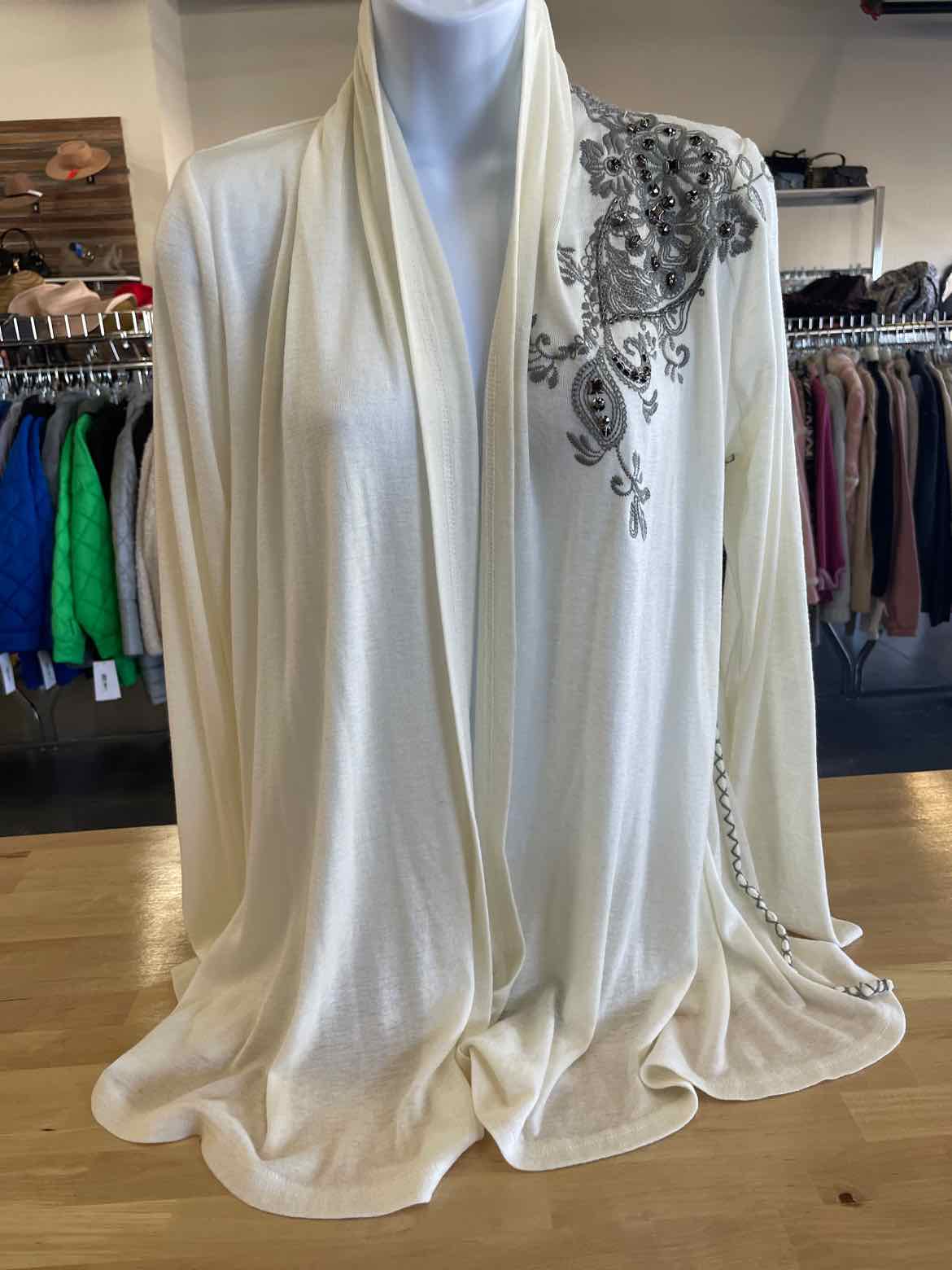 Papaya Size M White Cardigan