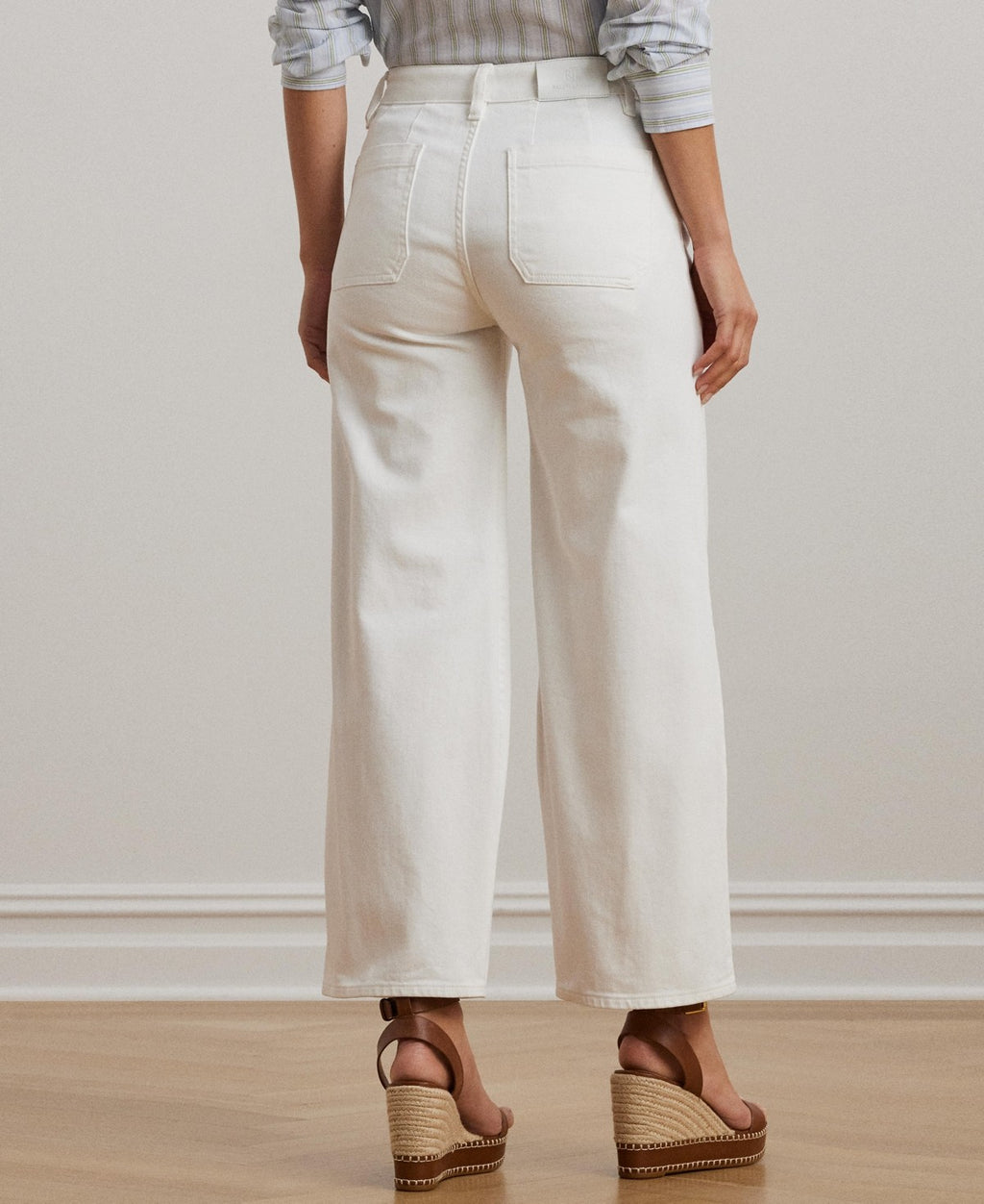 Ralph Lauren Size 8 High Rise Cropped White Wash Jeans