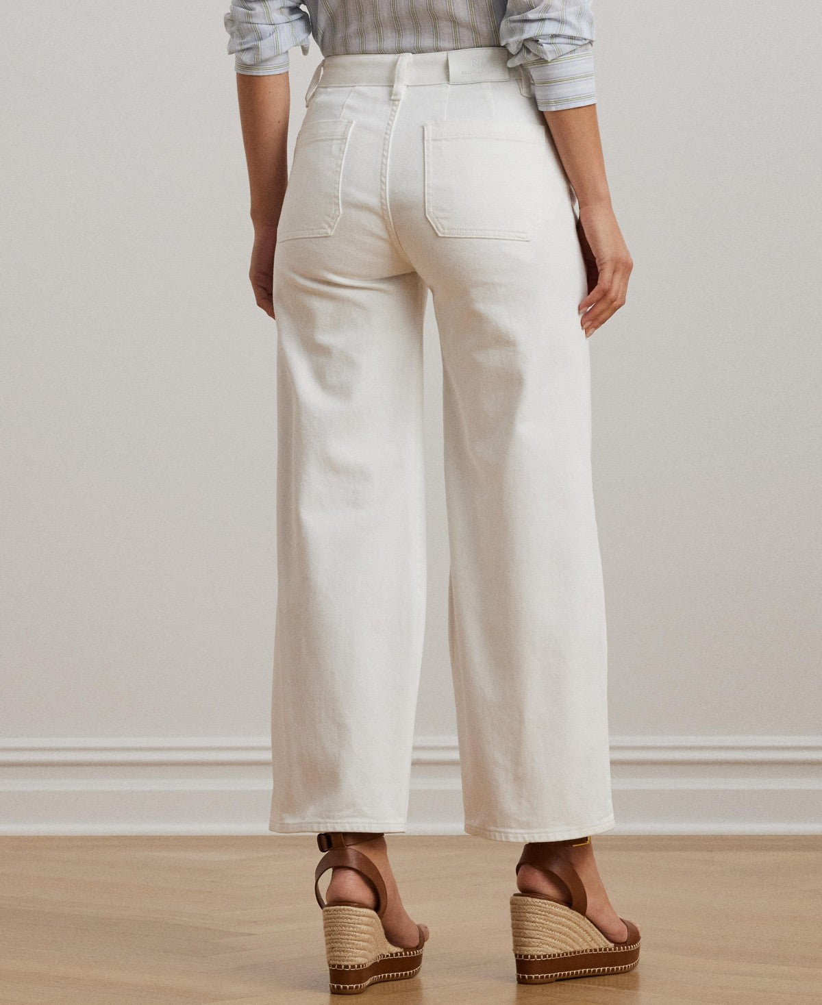 Ralph Lauren Size 8 High Rise Cropped White Wash Jeans