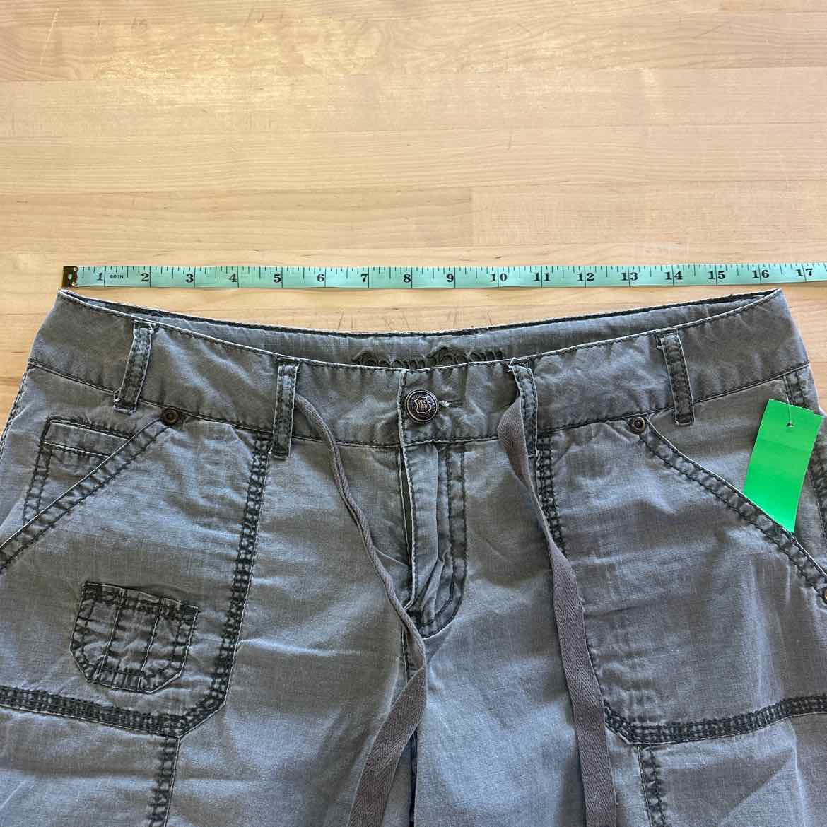 boomboom jeans Women Size 11 Grey Preloved Shorts