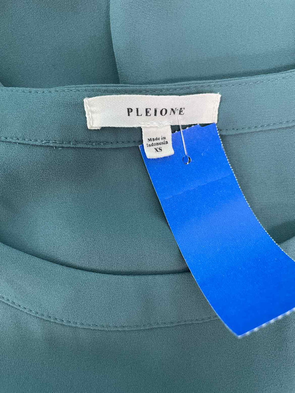 Pleione Size XS Sage Sleeveless