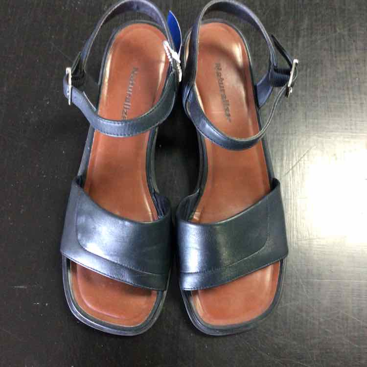 Natural Izer Shoe Size 8 Black Sandals