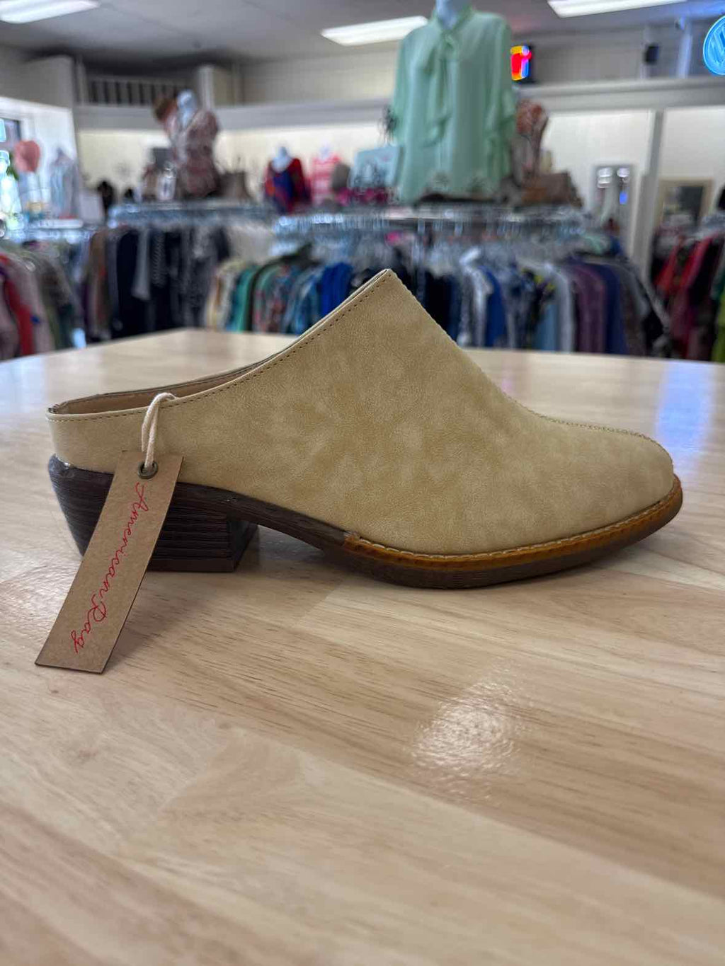 American Rag Size 10 Beige New Mules
