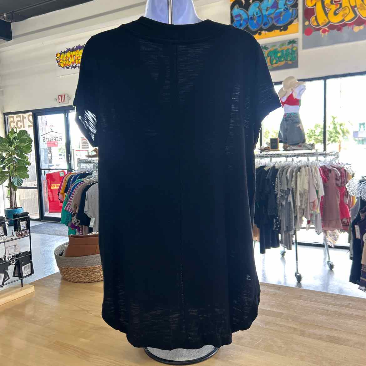 Old Navy Size M Black Preloved Blouse SS