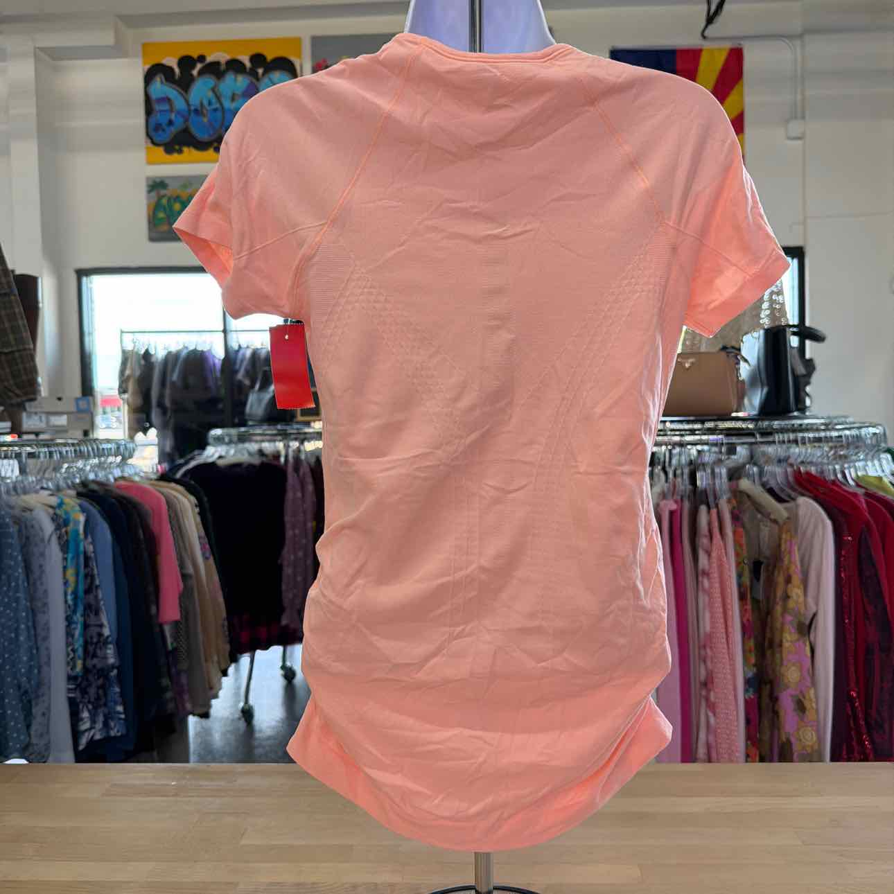 Athleta Size M Peach Used Shirt
