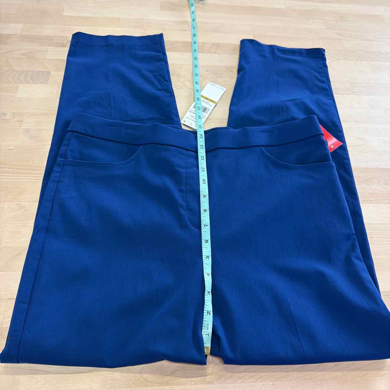 Women's Alfred Dunner Allure Fitted Stretch Medium Length Pants,