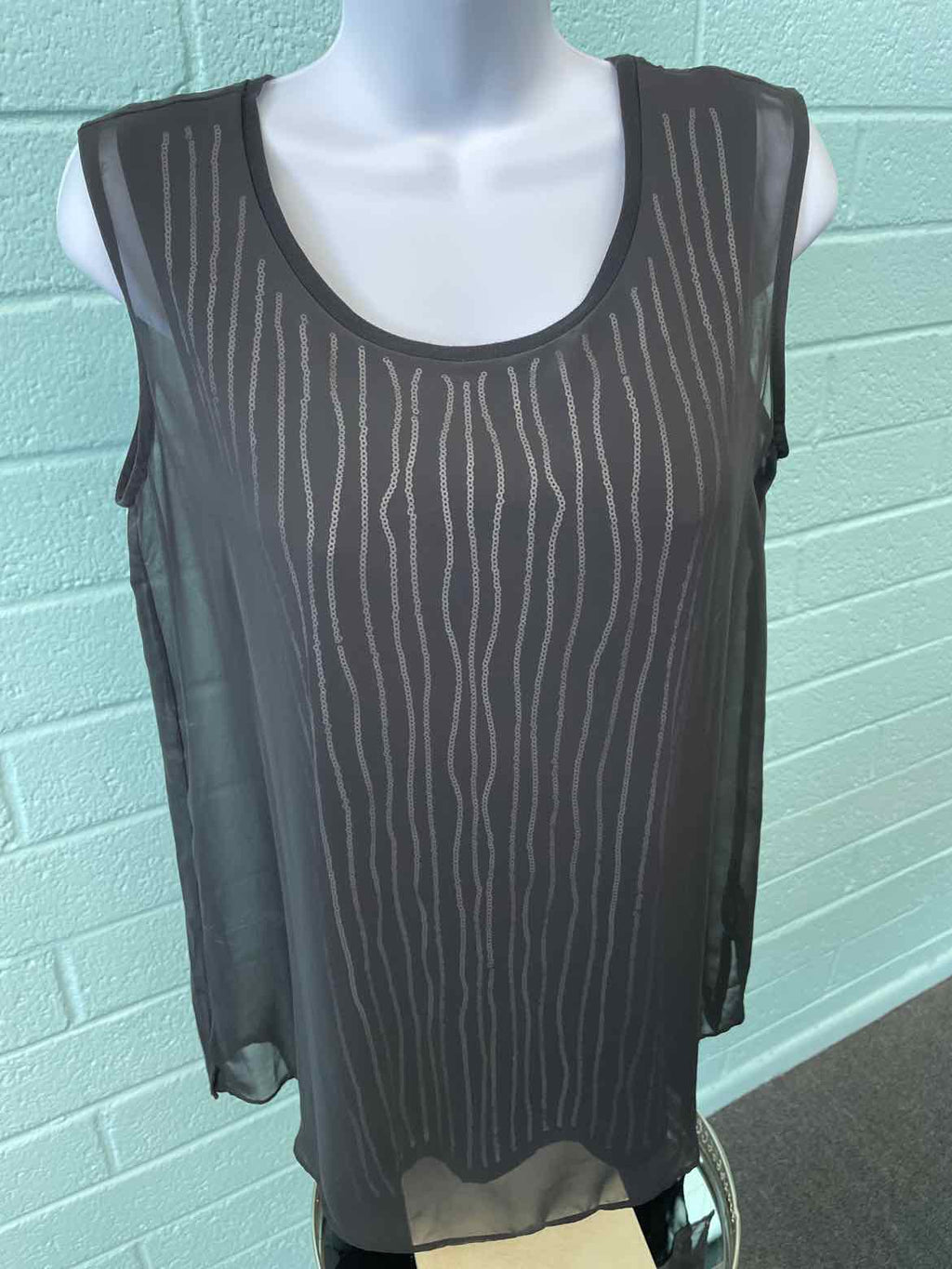 Vera Wang Size S Black Sleeveless