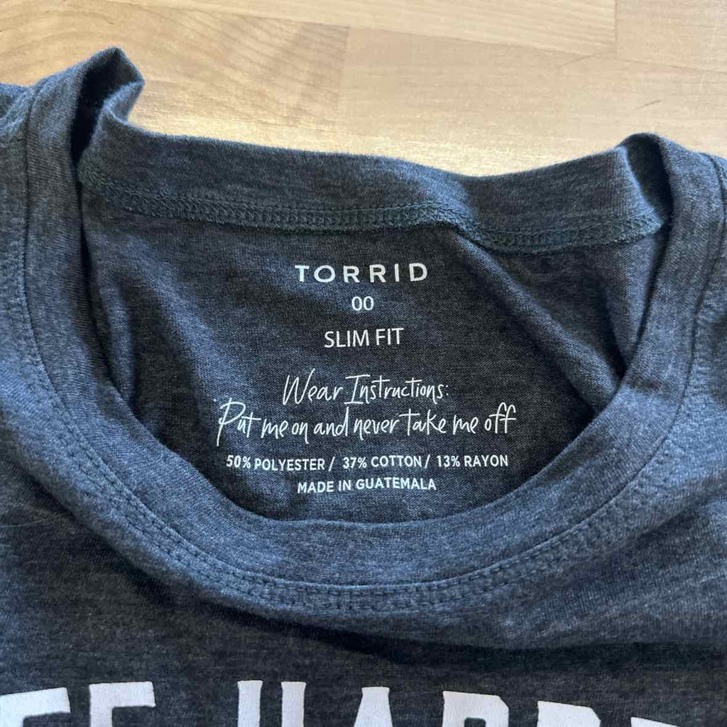 Torrid Size 00 Gray T-shirt