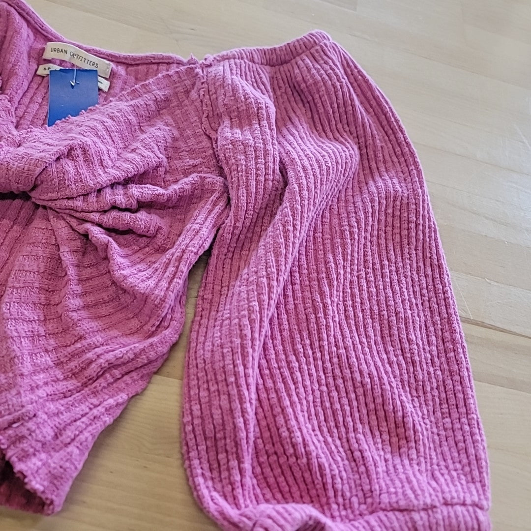 Urban Outfitter Size S Pink Knit Top