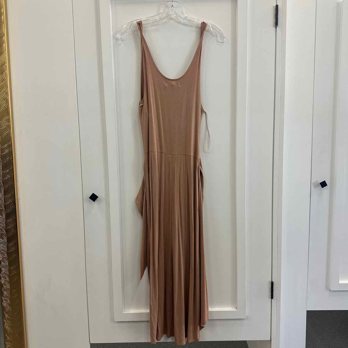 AND NOW THIS Size M Beige Dress