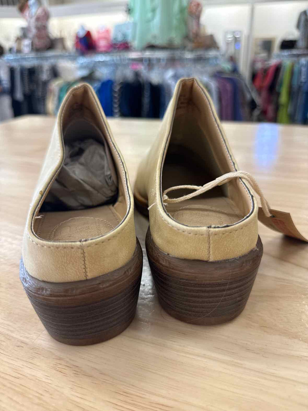American Rag Size 10 Beige New Mules