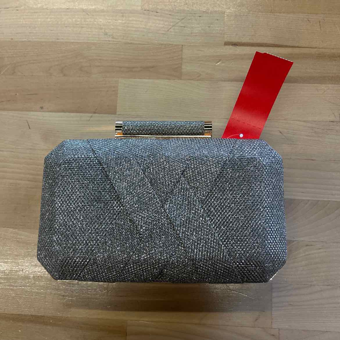 I.n.c. International Concepts Lindsay Lurex Clutch