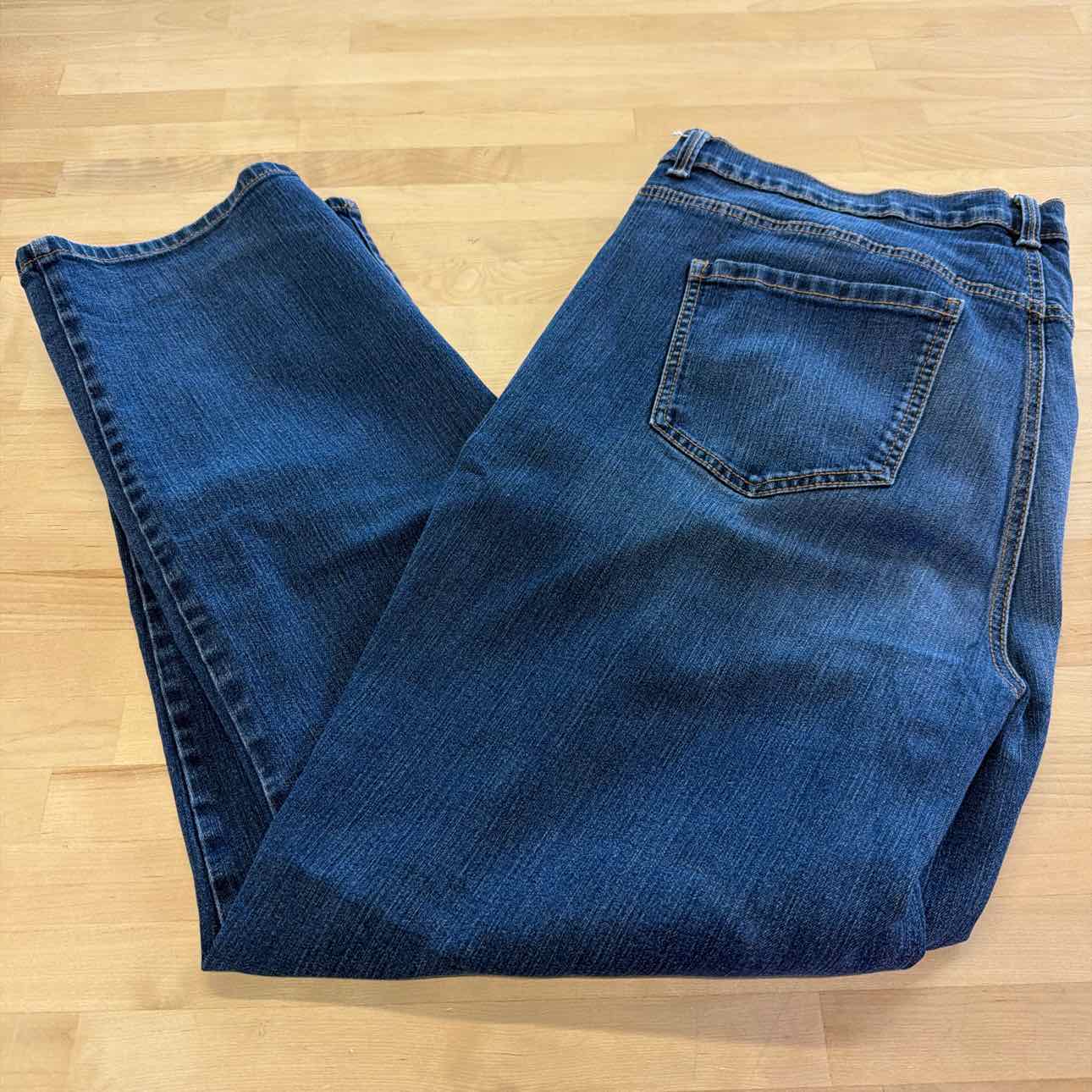 Croft&Barrow Women Size 20W White Preloved Shorts