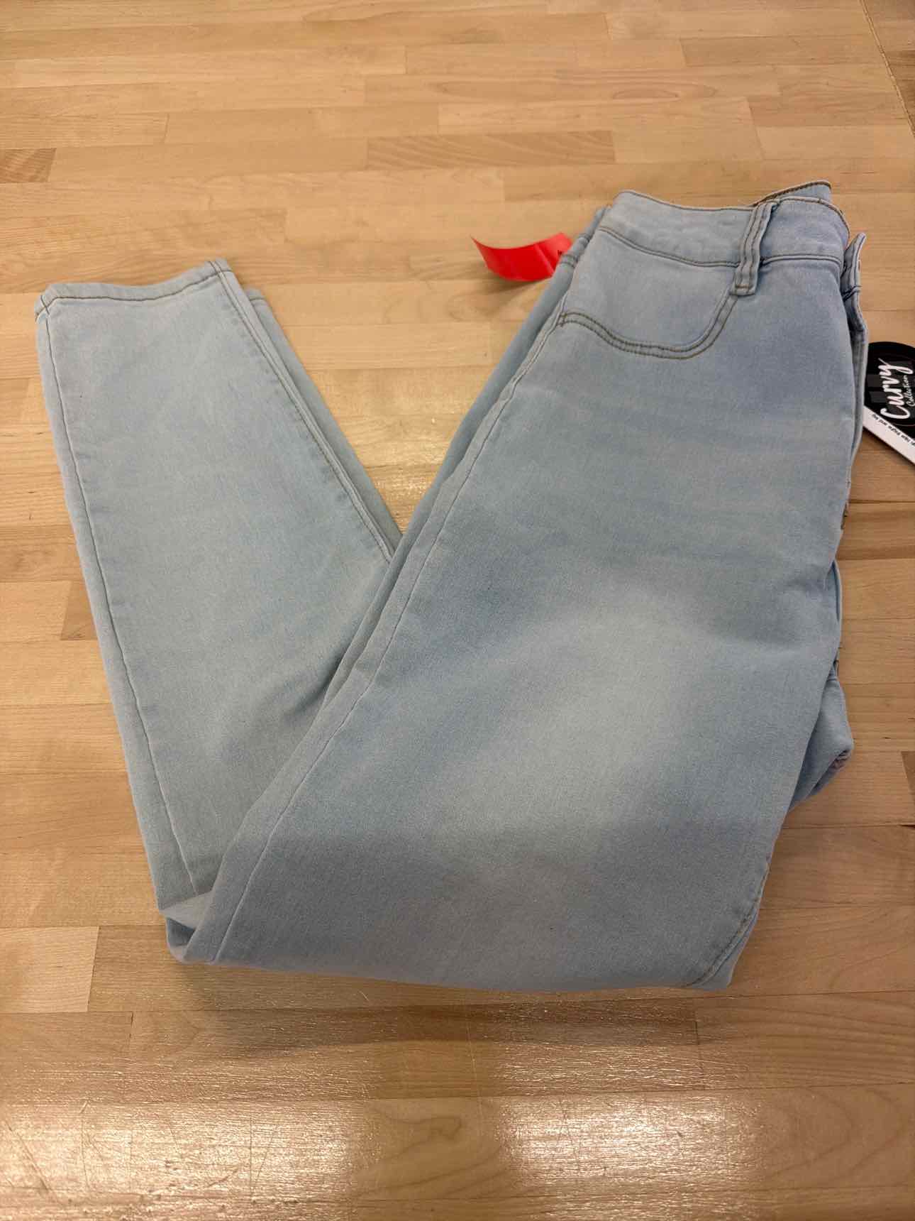 dollhouse Size 13/14 Blue Jeans