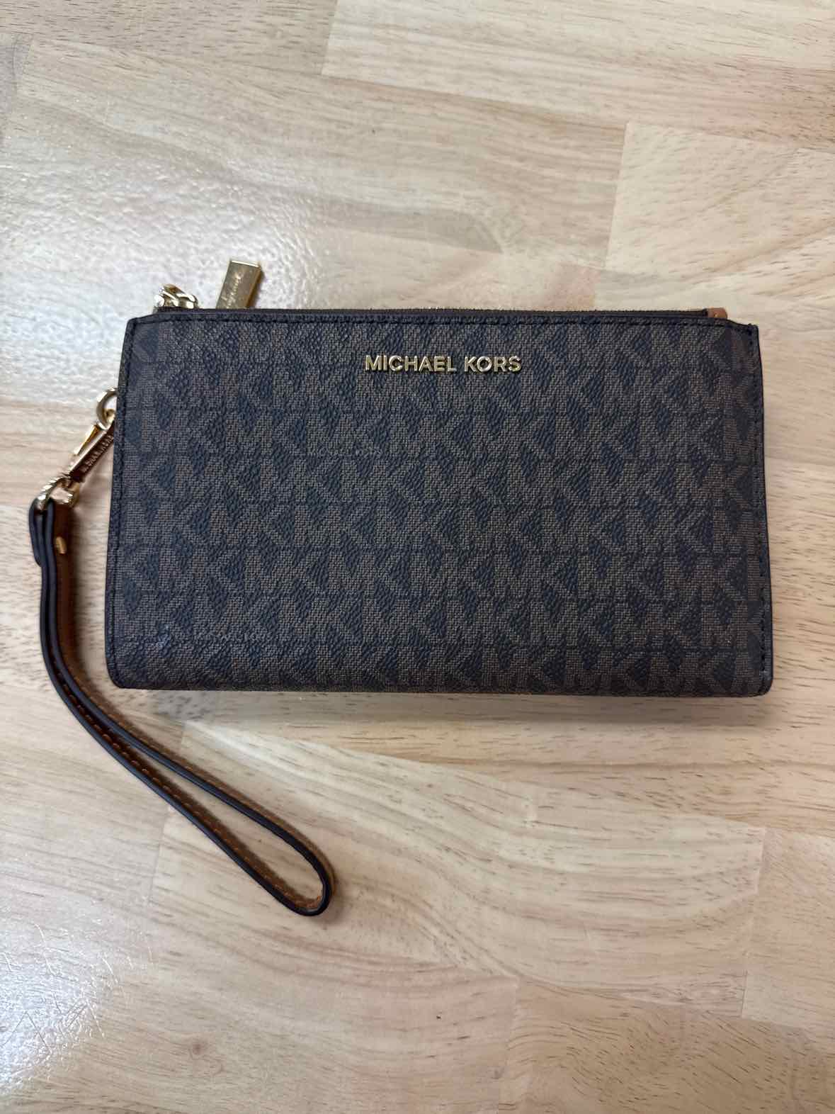 Michael Kors Jest Set Double Zip Phone Wristlet